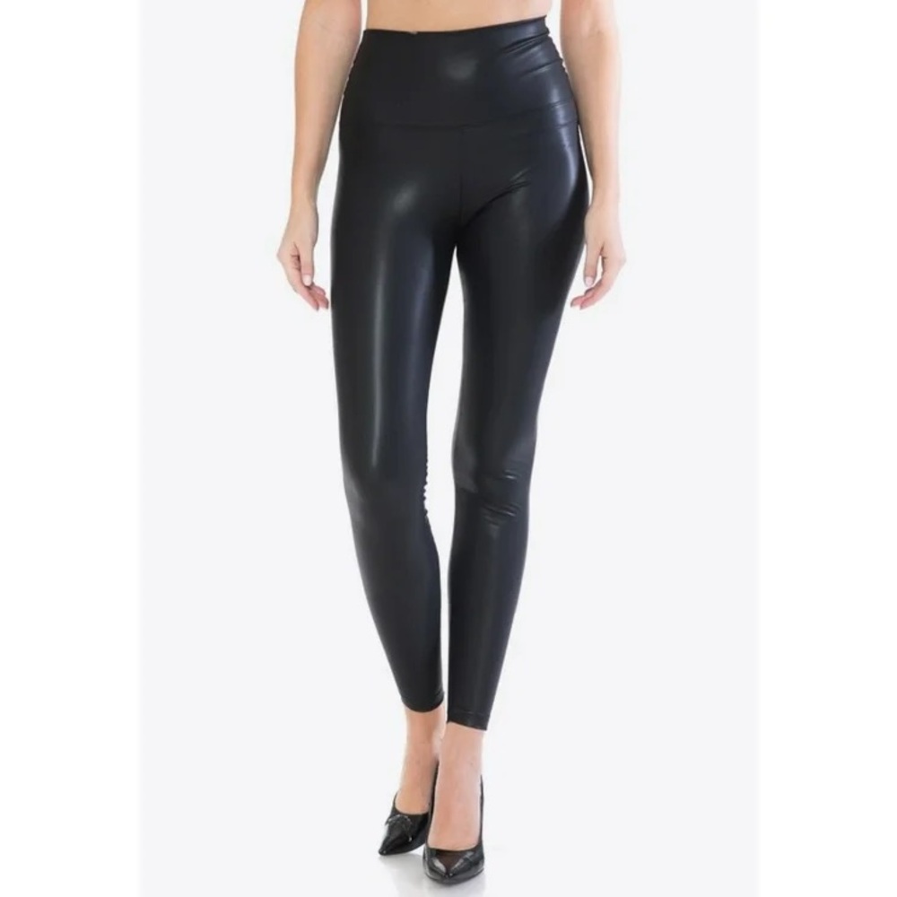 NWT Leggings Depot Faux Leather Leggings